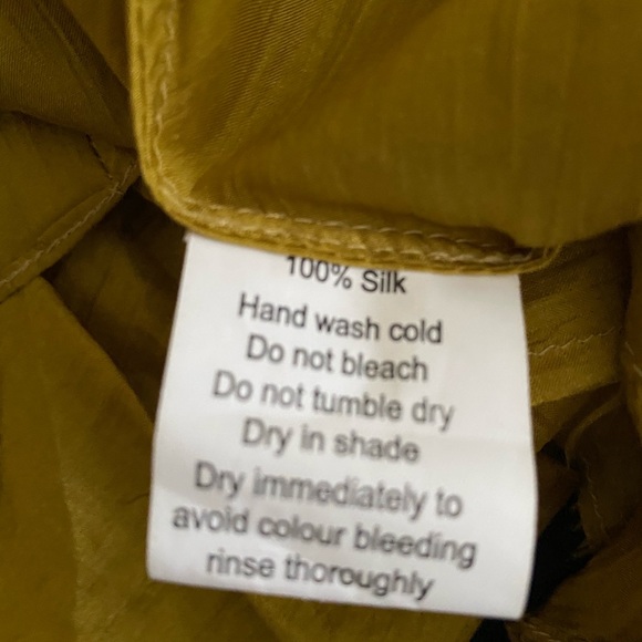 Silk Bianco Levrin Sleeveless Tunic Top - Picture 5 of 5